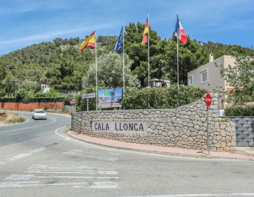 Cala Llonga Ibiza