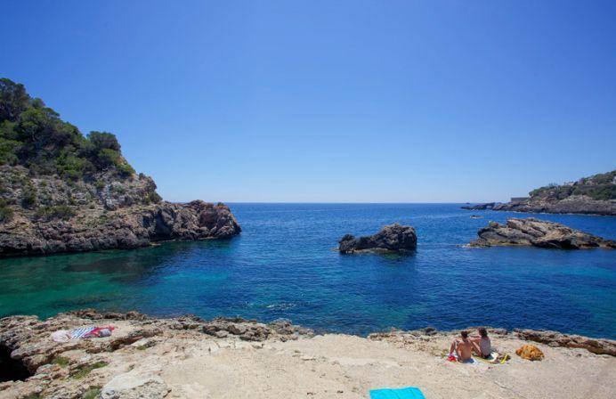Cala Oliveira