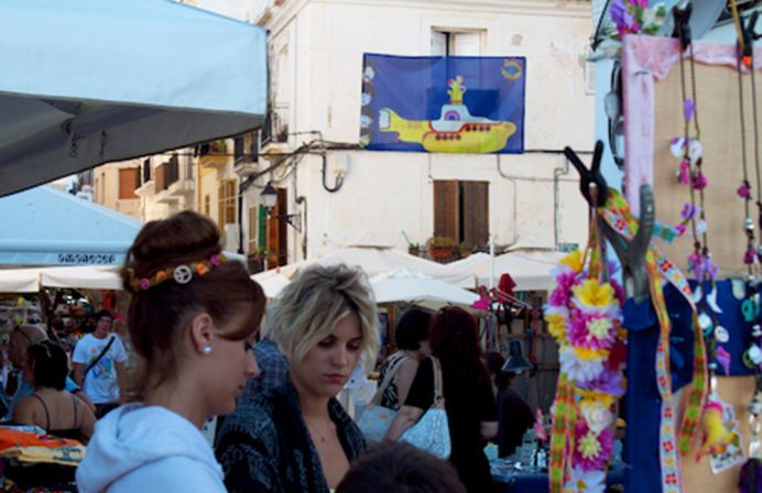 Mercadillo del Puerto, Ibiza-Stadt