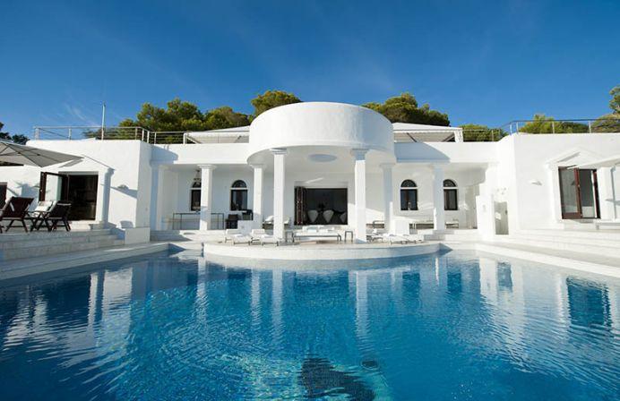 Rica | Cala Jondal